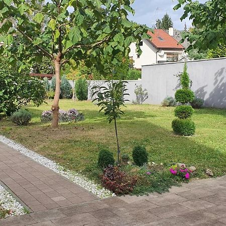 Diamond Palace Varaždin エクステリア 写真